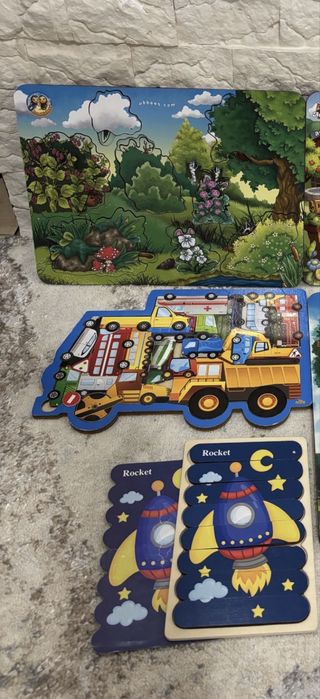 Деревʼяні пазли вкладиши