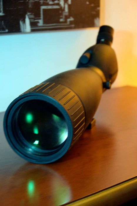 Telescopio Bresser 25-75x
Telescopio Bresser 25-75x