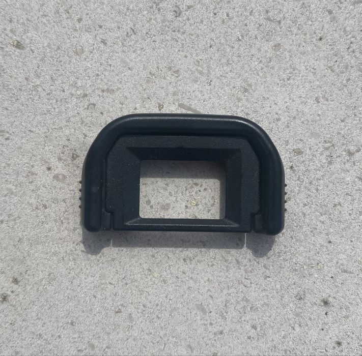 Visor / EyeCup Original Canon (Compatível também com Nikon)