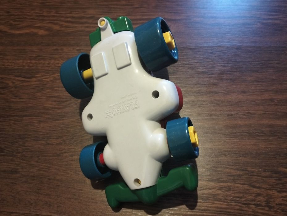 Carro de brinquedo