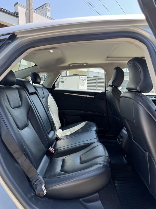 Ford Fusion 2019 VIN 3FA6P0RU0KR273928 фото оголошення 16 з 24