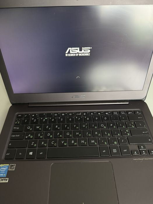 Ноутбутк Asus ZenBook