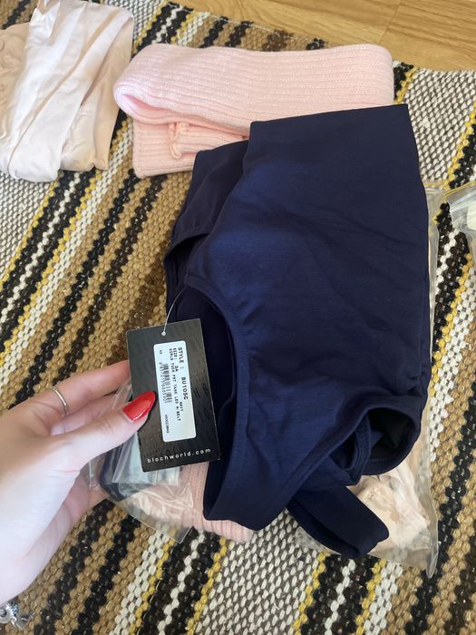 Roupa de ballet completamente nova