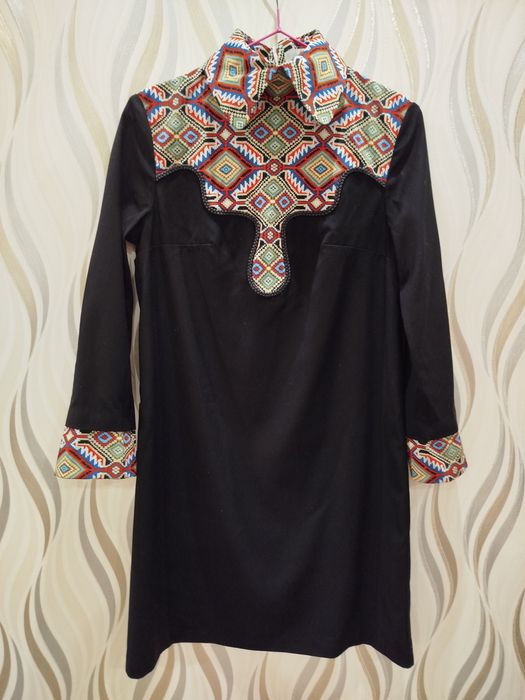 Плаття дизайнера,"Віктора Черкаського"