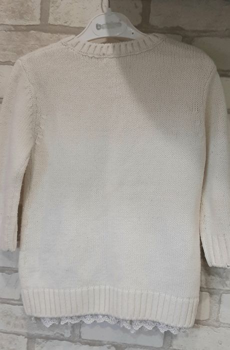 Свитер на девочку 4-5лет