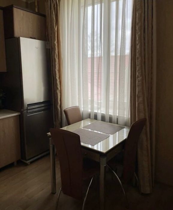 Оренда 2к квартири в Центрі