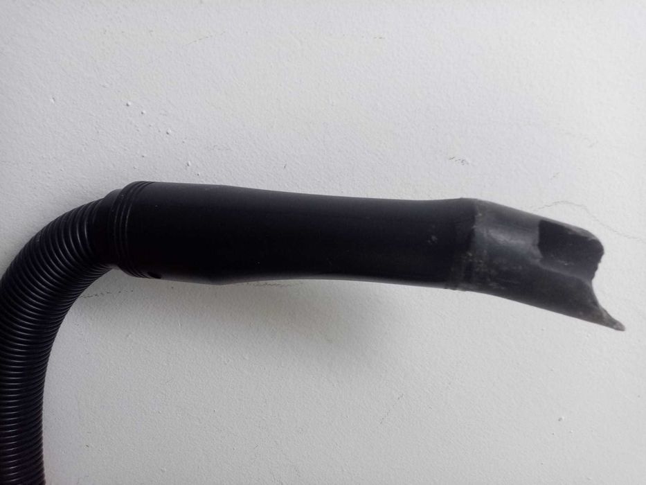 excelente aspirador Hoover Alpina 1400, a funcionar bem