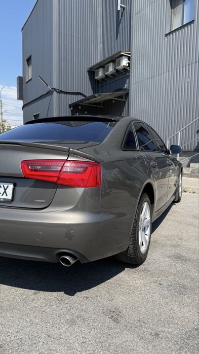 Audi A6 Quattro 2013 року випуску. Надійний та потужний 3.0 TDI дизель у поєднанні з легендарним повним приводом Quattro