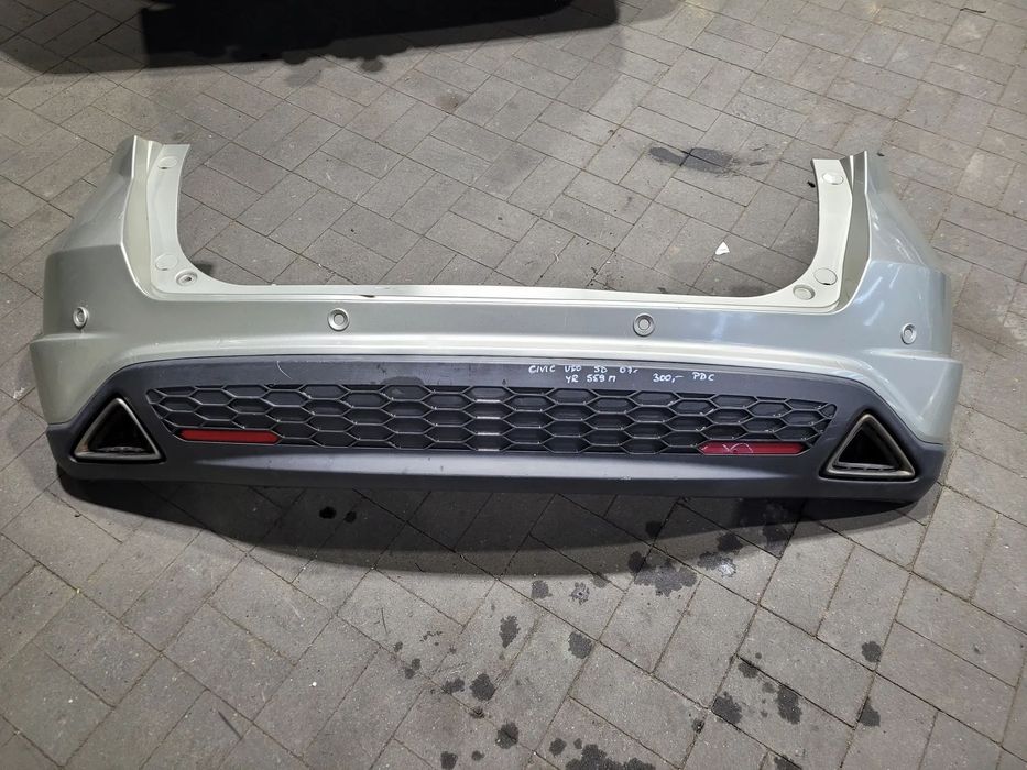 Honda civic VIII ufo 07r 5d Zderzak tylny YR559M PDC