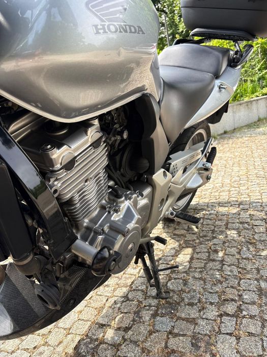 Honda CB 500 F - 2007 - Muito estimada