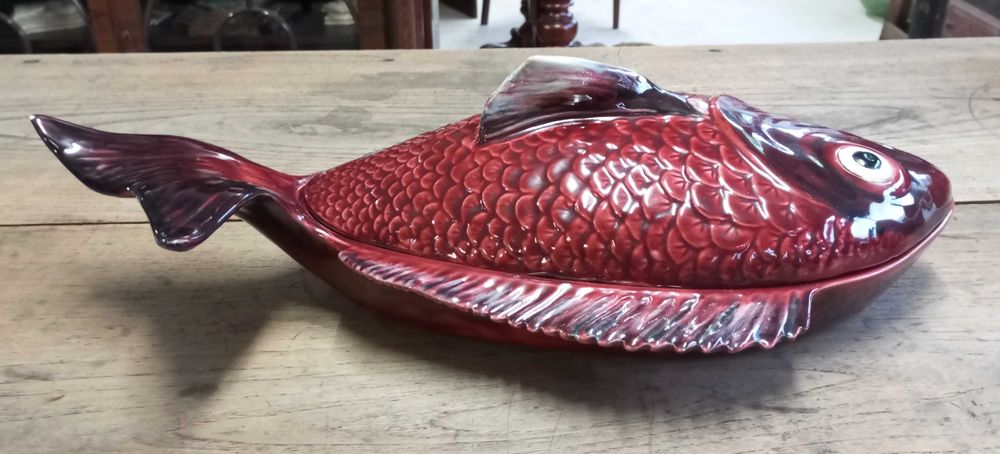 Terrina com tampa "Peixe" faiança Secla