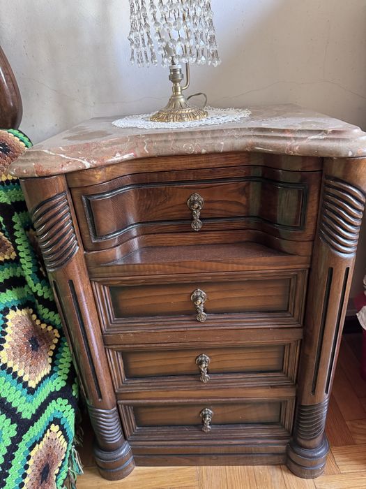 Vendo em separado - Moveis em mogno e tampos de marmore