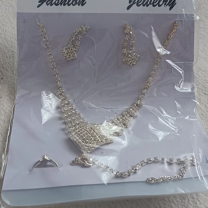 Conjunto de bijutaria bonita prenda para o dia da Mãe