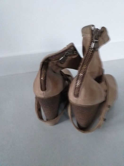 Botki zamszowe Wojas 37