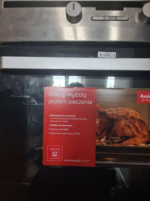 Indukcja z elektrycznym piekarnikiem