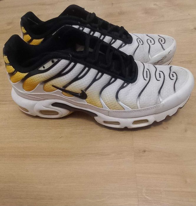 Nike Air Max Plus TN White Varsity Maize
