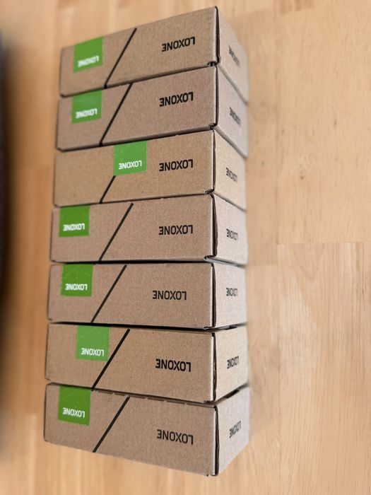 Loxone RGBW Dimmer 100239 | Nowe | zaplombowane | Dostepne 7 sztuk