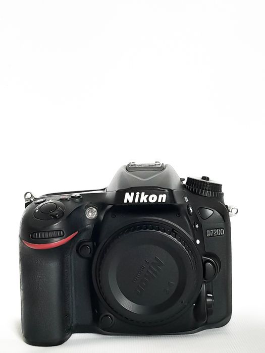 Продаю Nikon D7200