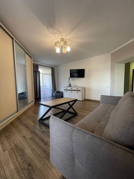 Продаж 3-кімнатної квартири, 139 м², новобудова, Винники
