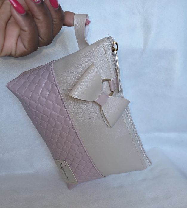 Porta Documentos bebé e Necessaire Novo Faço entrega domicílio