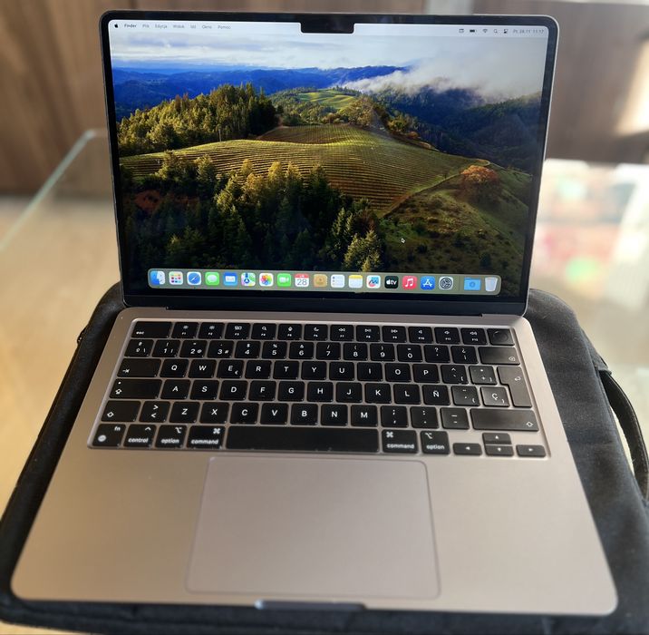 MacBook Air 13 M2 8/256GB 2022 Laptop