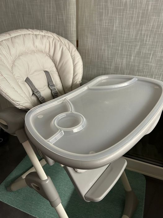 Berço e cadeira da pápa