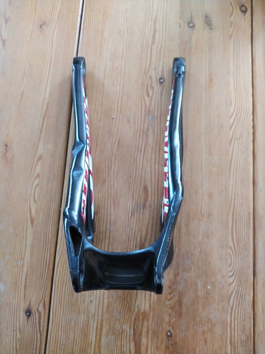 Wahacz Specialized Demo 8 2013 , 150x12mm 26"