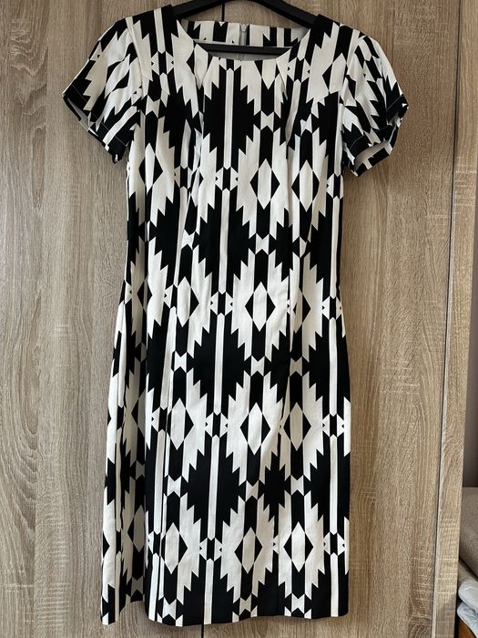 Elegancka biurowa sukienka