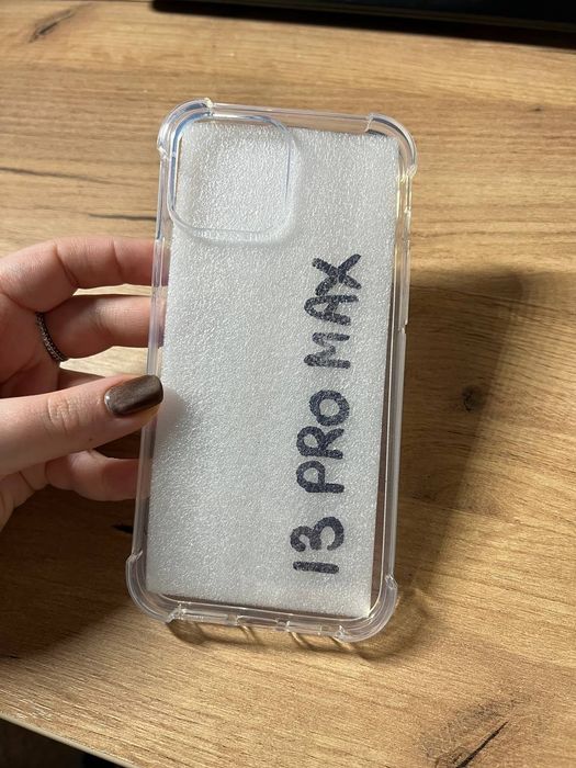 Новий чохол на IPhone 13 Pro Max