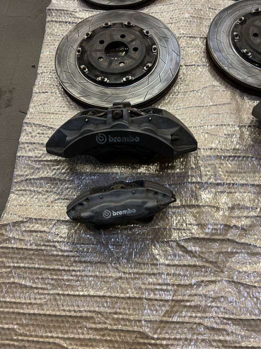 Komplet zaciskow Dodge Charger, Challenger 6.4 SRT 6.2