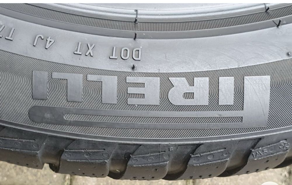 opony zimowe 4 szt  Pirelli winter sottozero 3