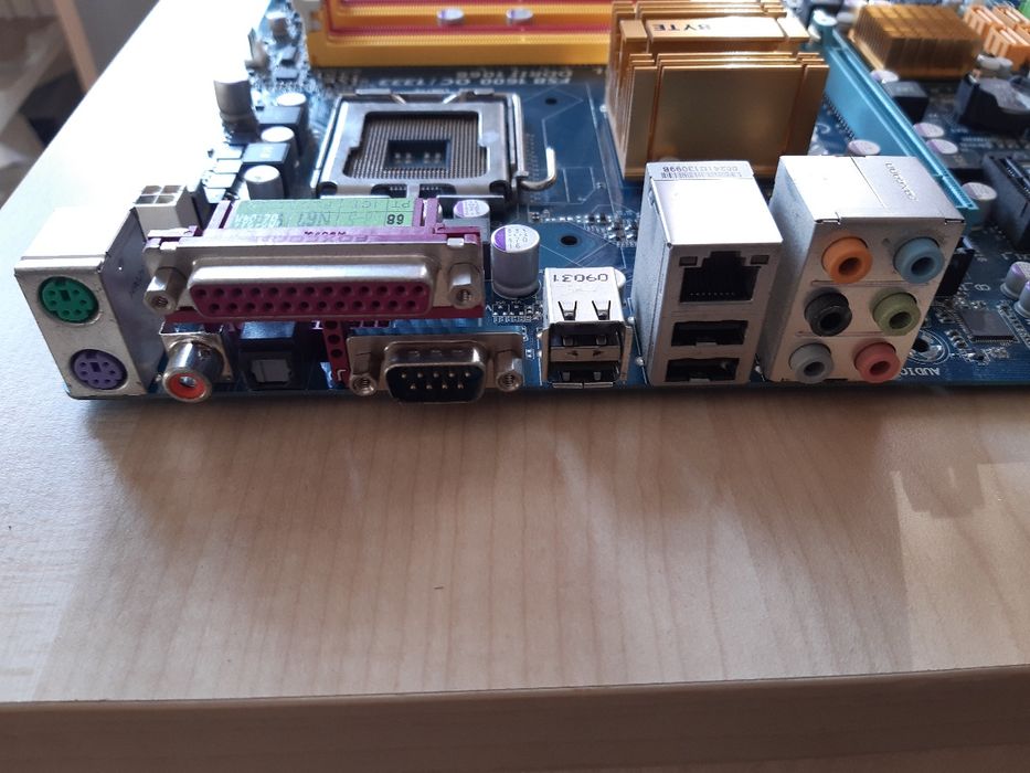 Płyta główną gigabyte