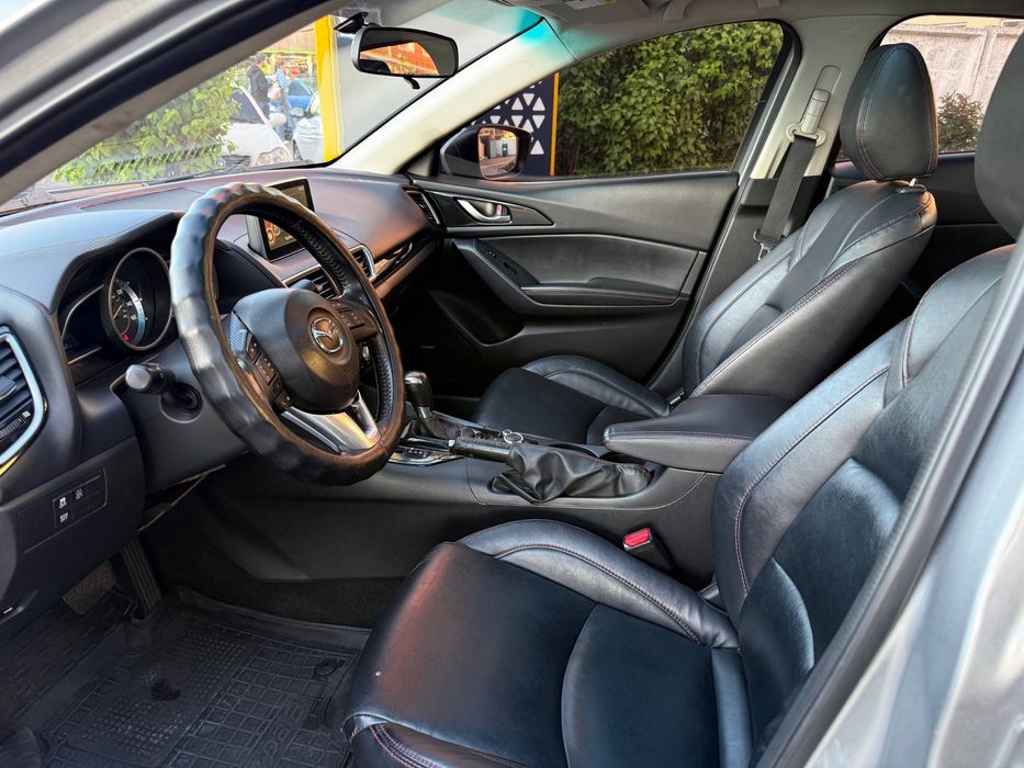 Продам Mazda 3 ( 2014 года ): 7 999 $ - Mazda Одесса на Olx
