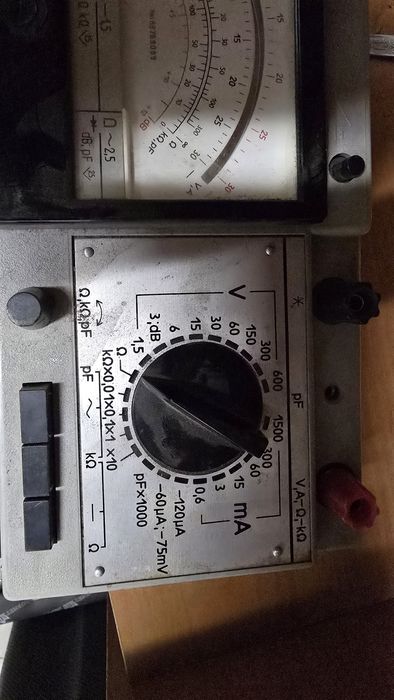 Miernik analogowy z czasów PRL Sprawny. Drugi widoczny na foto Gratis