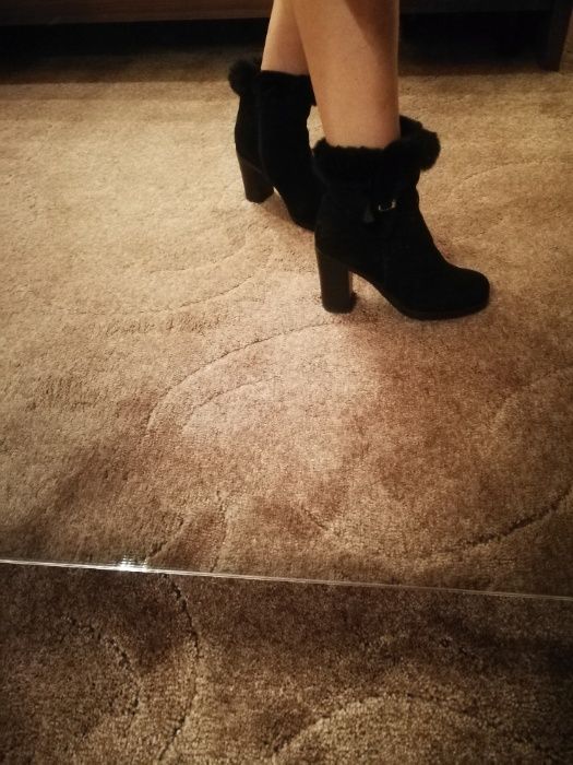 Ботильони braska чорні натур. замш. 37,5 р. зима