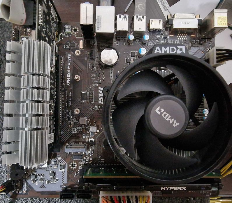 комплект AM4 мать MSI B450M-A PRO MAX (AMD B450,) + проц AMD Ryzen™ 5 1600X+ВОХ+16gb DDR4-2400