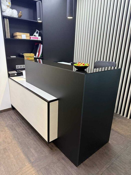 Розпродаж з офісу стелажи,тумби,столи, крісла,стільці,оргтехніка