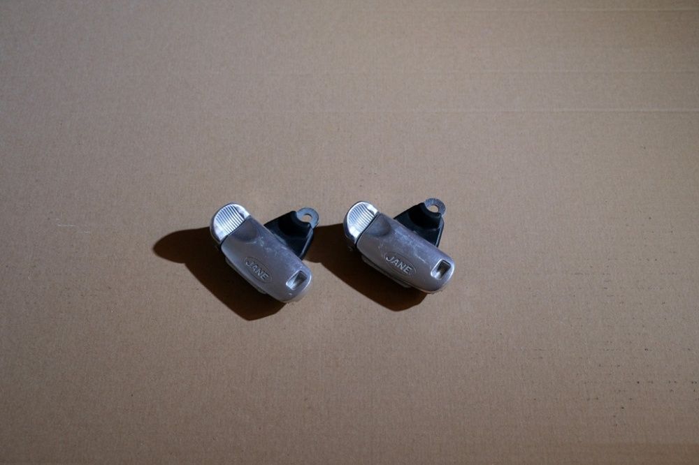 JANE Klamra do gondoli Fotelika do pasów bezpieczeństwa na pasy