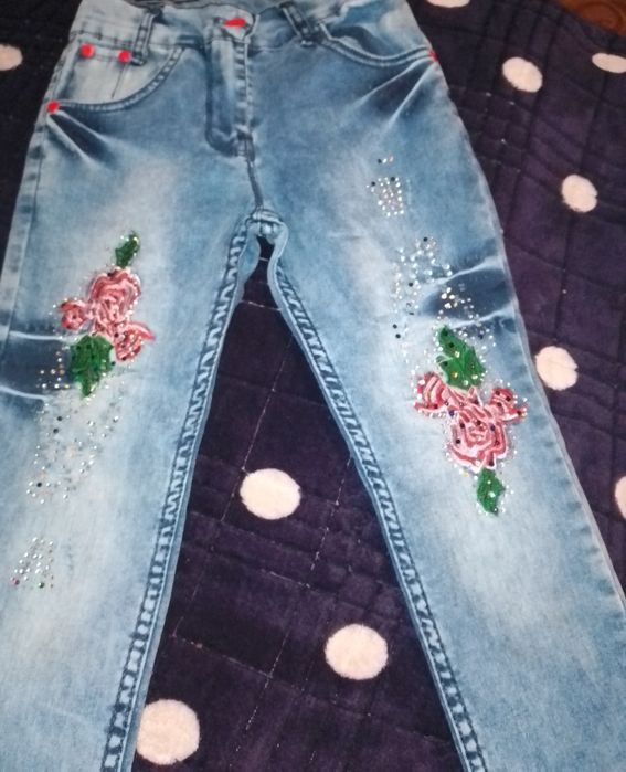 Джинсы для девочки