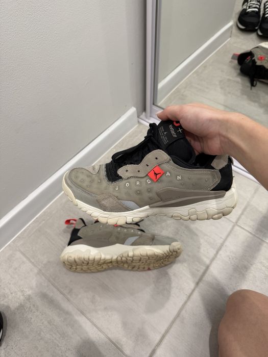 Кросівки Jordan/Saucony