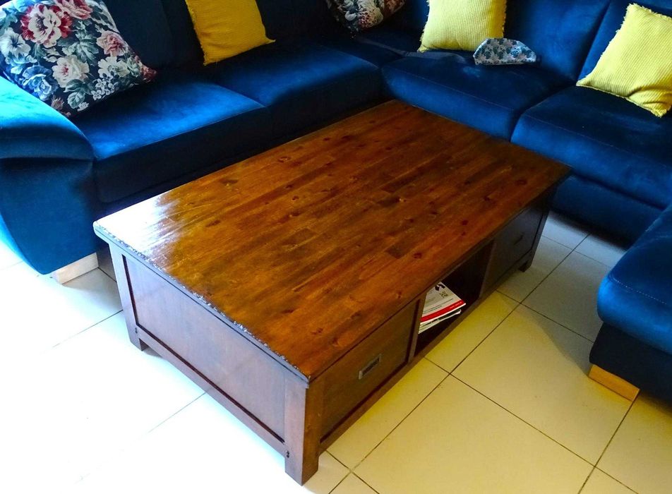 Ława / stolik kawowy z drewna egzotycznego z AlmiDecor w bdb. stanie!
