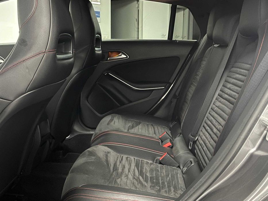 Mercedes-Benz CLA 180 Shooting Brake d 7G-DCT AMG Line