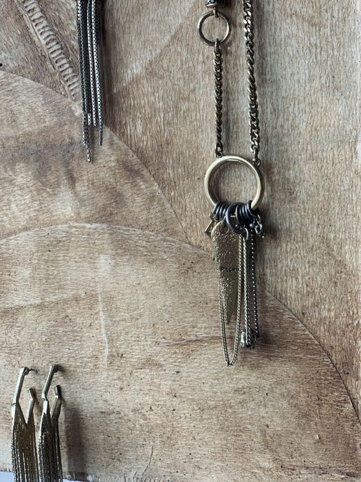 Золоті прикраси, біжутерія, срібло, позолота