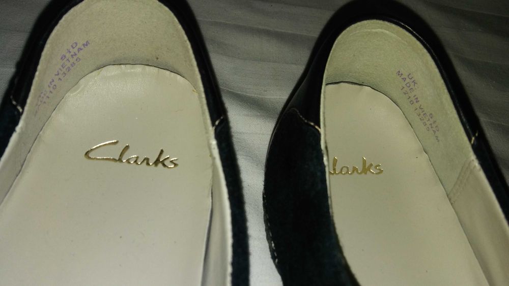 Clarks półbuty roz. 38,5 - dł. wkł. 24,5 cm- skóra- nowe