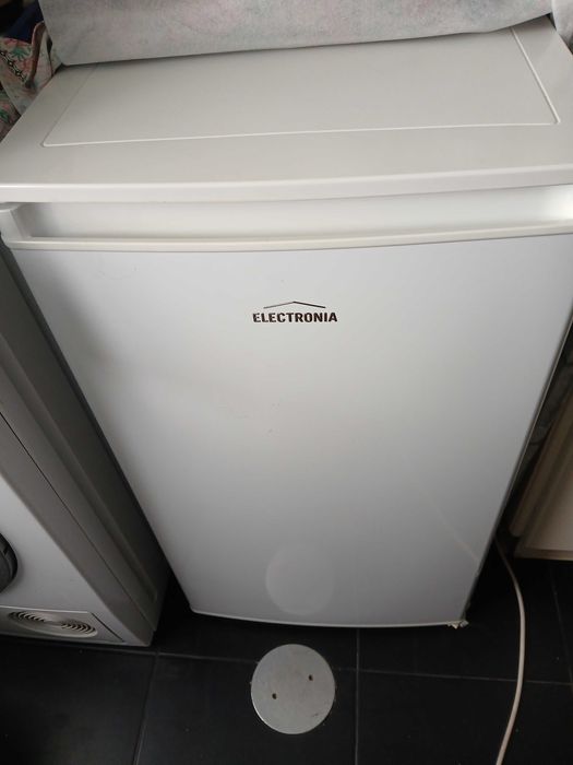 Arca frigorifica vertical