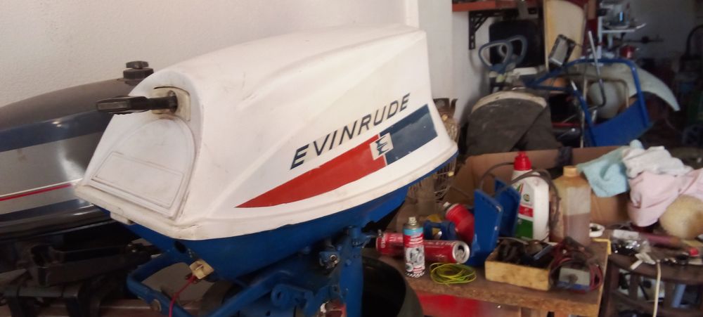 Evinrude 25 HP culuna curta