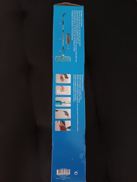 Myjka do podłóg  z pojemnikiem na płyn