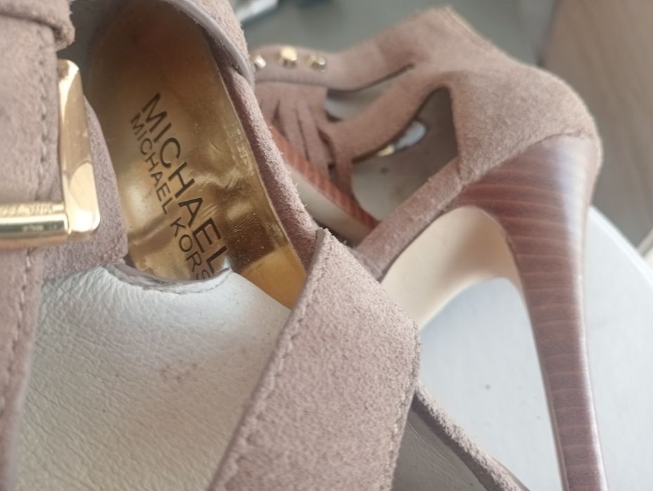 Sandálias Michael Kors novas 6,5