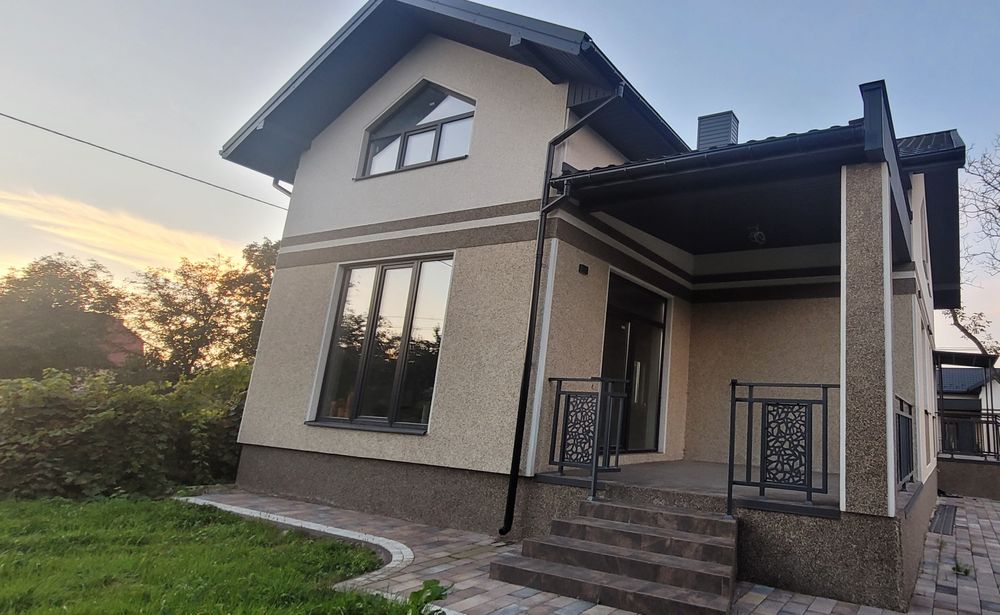 Продам добротний будинок Власник