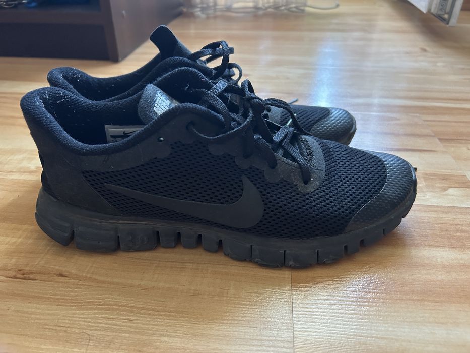 Кросівки Nike Free Run 3.0 в хорошому стані